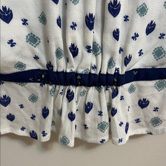 Free People Where We Roam Navy White Geometric Top Blouse Small Deep V Neck - Picture 13 of 15
